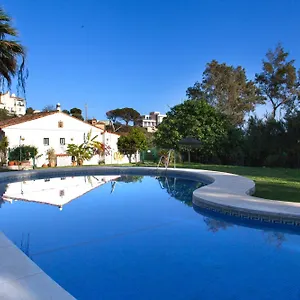  Сasa de vacaciones Agradable Adosado Con Piscina La Hidalga España